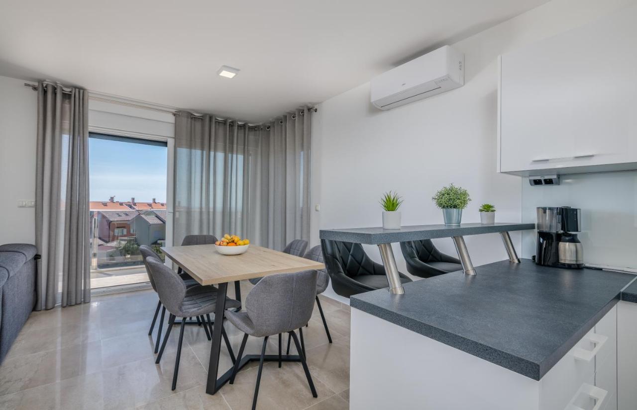Appartment Divine Krk Town Esterno foto