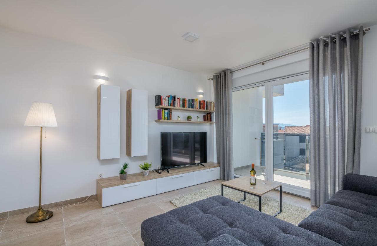 Appartment Divine Krk Town Esterno foto
