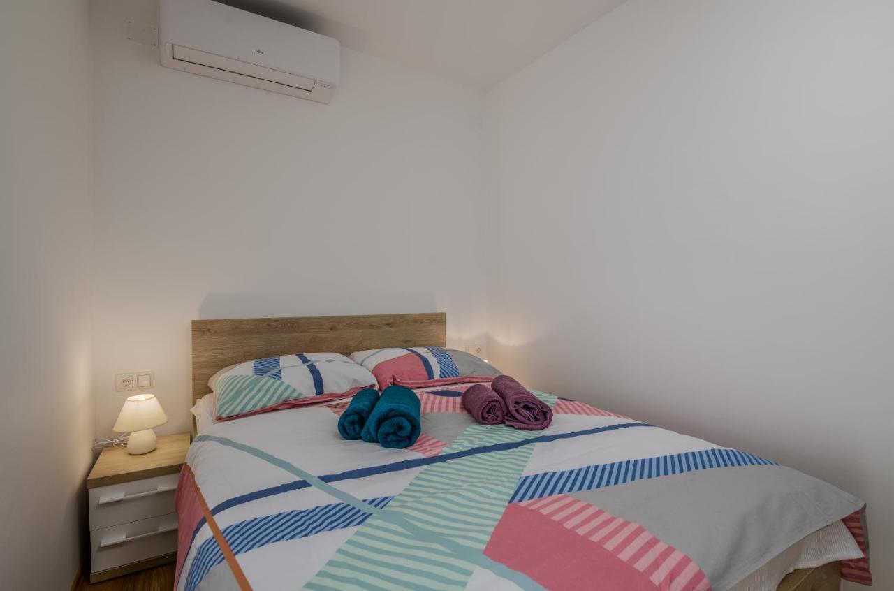 Appartment Divine Krk Town Esterno foto