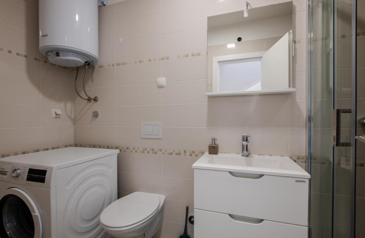 Appartment Divine Krk Town Esterno foto