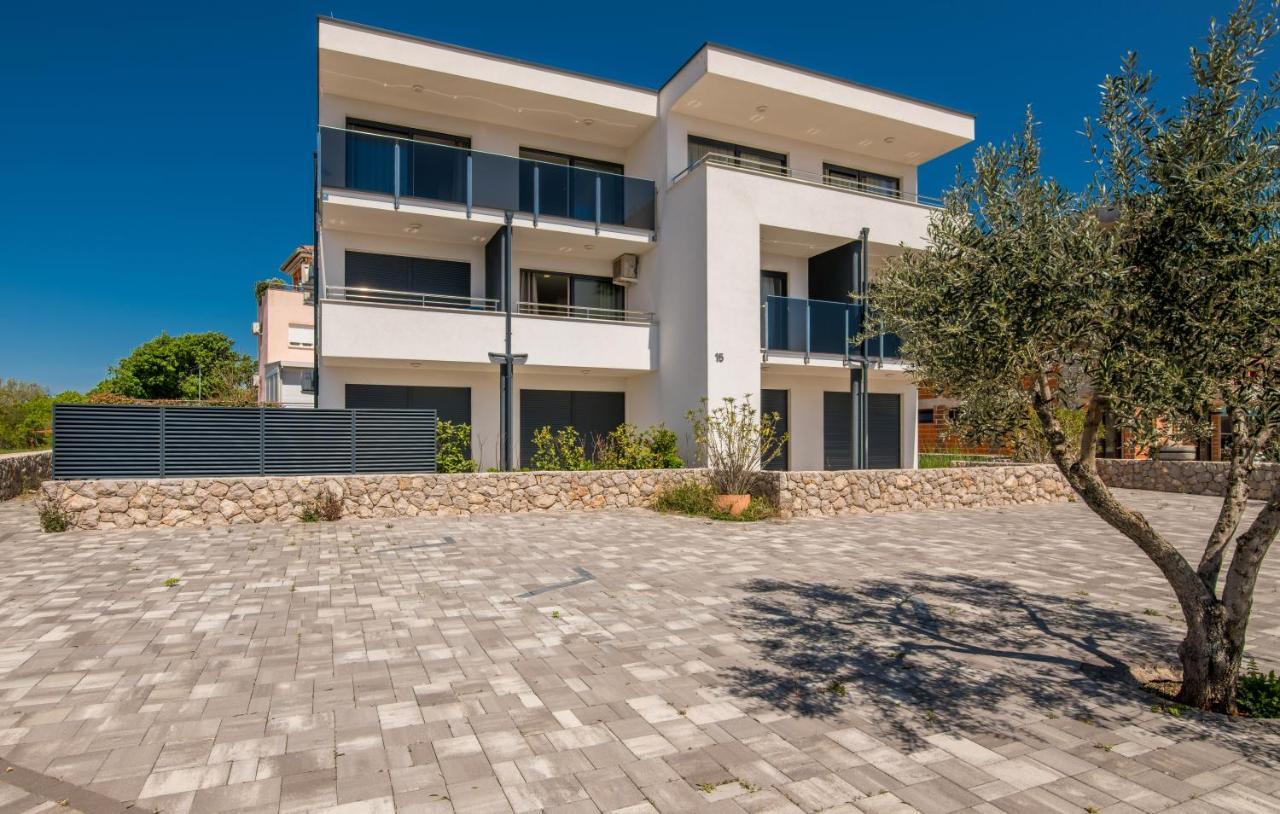 Appartment Divine Krk Town Esterno foto